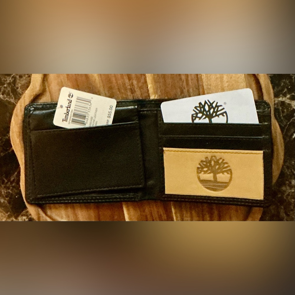 Timberland Black Leather Card Holder - Picture 4 of 5